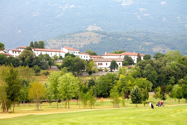 Hotel Villa Policreti